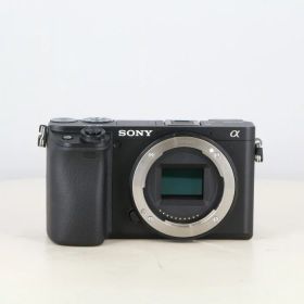 【中古】 (ソニー) SONY α6400（ILCE-6400） ブラック【中古カメラ デジタル一眼】 ランク：AB