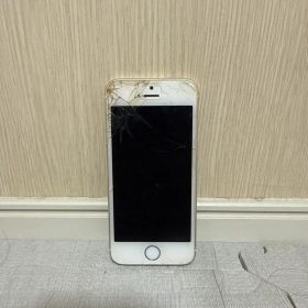 iphone5s 本体【ジャンク品】