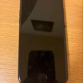 Apple iPhone 7 ブラック 本体