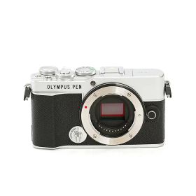 【中古】 (オリンパス) OLYMPUS PEN E-P7 ボディ シルバー【中古カメラ デジタル一眼】 ランク：AB