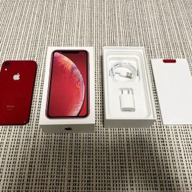 Apple iPhone XR (Product Red) 本体 付属品あり