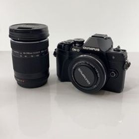 OM SYSTEM(OLYMPUS)◆デジタル一眼カメラ OM-D E-M10 Mark III EZダブルズームキット [ブラック]