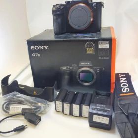 【BFセール！】SONY α7 II ミラーレスカメラ 付属品多数