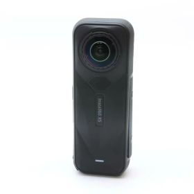 【中古】 《美品》 Insta360 X5 エッセンシャルバンドル CINSAAHA-X504 [ デジタルカメラ ]