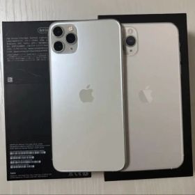 Apple iPhone11ProMax シルバー 64GB 本体&ケース