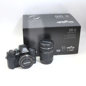 OLYMPUS オリンパス OM-D E-M10 Mark IV ダブルズームキット ブラック 【シャッター数720回】