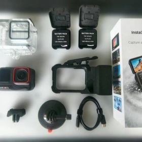 Insta360 Ace Pro アクションカメラ【おまけいっぱい】