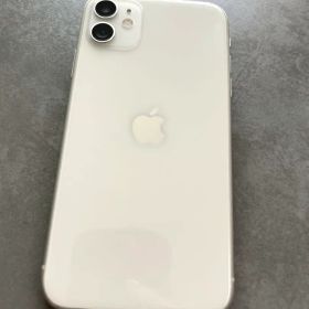 Apple iPhone 11 ホワイト 本体