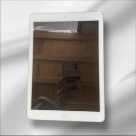 アップル(Apple)のiPad Air本体（A1474）16GBシルバーWi-Fiモデル(タブレット)