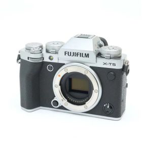 【中古】 《並品》 FUJIFILM X-T5 ボディ シルバー [ デジタルカメラ ]