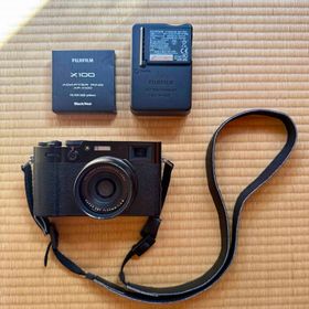 フジフイルム(富士フイルム)のfujifilm x100v black 動作良好(コンパクトデジタルカメラ)