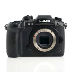 【中古】 (パナソニック) Panasonic DC-GH5 ボディ【中古カメラ デジタル一眼】 ランク：B
