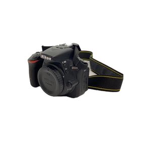 Nikon◆デジタル一眼カメラ D5500 ダブルズームキット [ブラック]