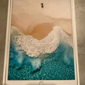 iPad Pro 10.5インチ Wi-Fi+Cellular 64GB