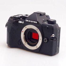 【中古】(オーエムシステム) OM SYSTEM OM-5 MARKII ボデイ ブラツク