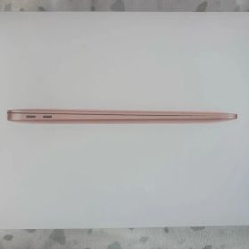 MacBook Air M1チップ 13インチ256G 8コア Touch ID