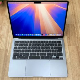 新品同様 MacBook Air 13.6インチ M3 スペースグレー 2024