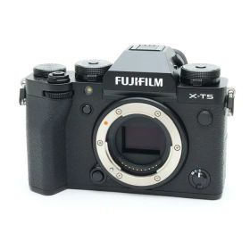 【中古】 《並品》 FUJIFILM X-T5 ボディ ブラック [ デジタルカメラ ]