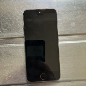 Apple iPhone 5s シルバー