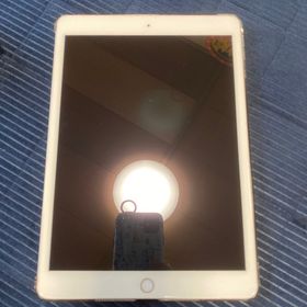 アップル(Apple)のアップル iPad 第7世代 WiFi 32GB シルバー(タブレット)