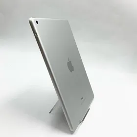 Apple iPad 第6世代 32GB シルバー Wi-Fi 動作確認済 【全額返金保証】【最速発送】