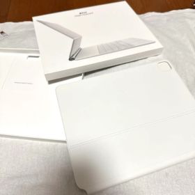 12.9インチMagic Keyboard 日本語 MJQL3J/A ホワイト