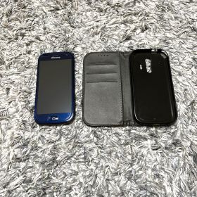 【早い者勝ち】docomo らくらくスマートフォン F-42A ケース付き