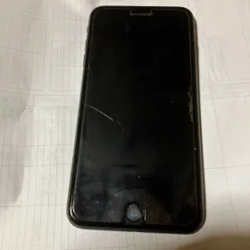 iPhone 8Plus (スペースグレイ)