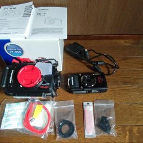 OLYMPUS Tough TG-4 ＋ハウジング