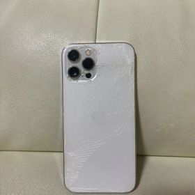 iPhone 12 pro MAX ひび割れあり