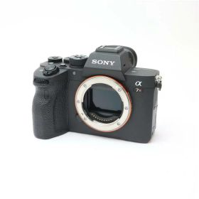 【中古】 《良品》 SONY α7RIV ボディ ILCE-7RM4 [ デジタルカメラ ]