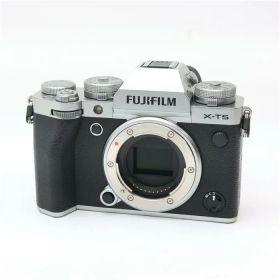 【中古】 《並品》 FUJIFILM X-T5 ボディ シルバー [ デジタルカメラ ]