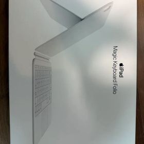 Apple iPad MagicKeyboard Folio