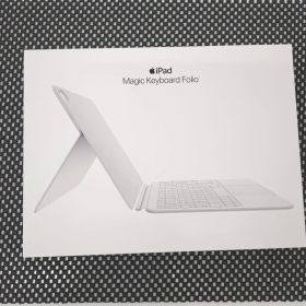 iPad Magic Keyboard Folio