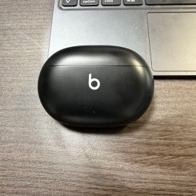 Beats Studio Buds ブラック