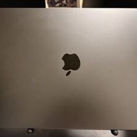 MacBook Pro 16インチ 128GB 2TB