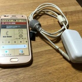 日本製 らくらくスマートフォン me F-01L 本体 シニア 高齢者