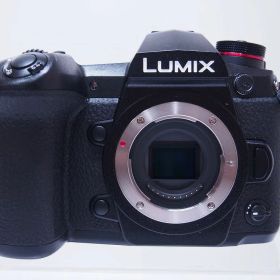 【期間限定セール】パナソニック Panasonic ミラーレス一眼カメラ DC-G9 【中古】