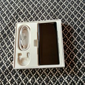 楽天ハンド Rakuten Hand 5G ホワイト