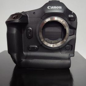 【極上美品】Canon EOS R1