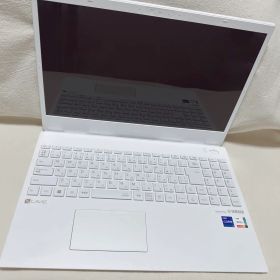 超美品 NEC LAVIE N15 N1575 パールホワイト