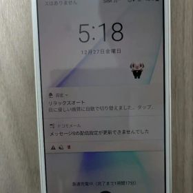 docomo AQUOS ホワイト 本体 sh-04h