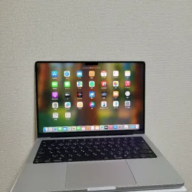 Apple MacBook Pro 14インチ M1 Pro / M1 Max (2021) 新品¥111,000