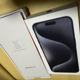 美品 iPhone15 ProMax 512GB SIMフリー