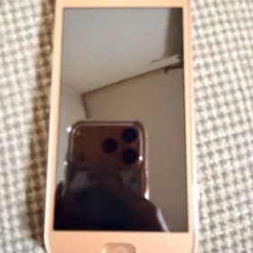 富士通 らくらくスマートフォン me F-01L ゴールド ドコモ