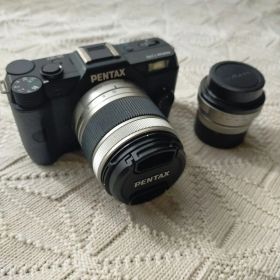 【美品】PENTAX Q10 ミラーレスカメラ レンズ2個付き