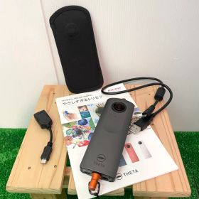 美品 RICOH THETA V 360度カメラ アクションカメラ グレー
