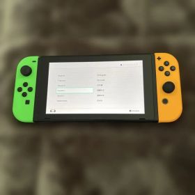 Nintendo Switch 本体 緑とオレンジのジョイコン