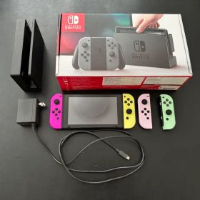 Nintendo Switch 本体 カラフルジョイコン