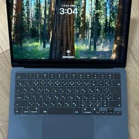 画面割れMacBookAir M2 2022 13.6 8G 256ミッドナイト